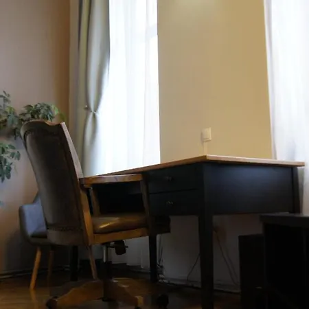 Stylish Kronstadt *