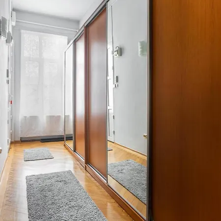 Apartamento Stylish Kronstadt *