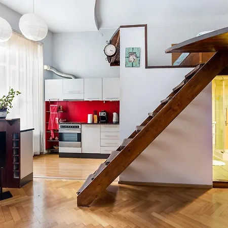 Apartamento Stylish Kronstadt *