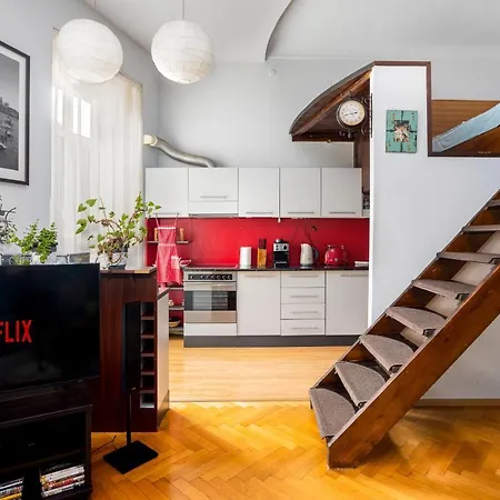 Apartamento Stylish Kronstadt