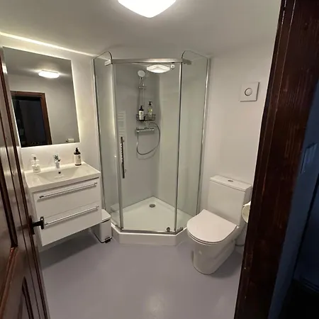 Stylish Kronstadt Lägenhet *