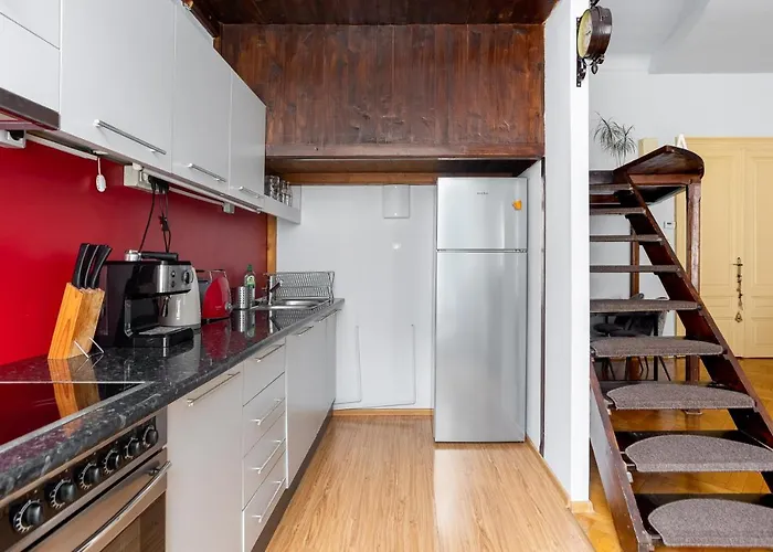 Stylish Studio Kronstadt *